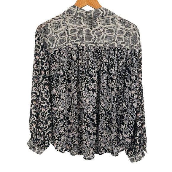 Free People Dani Button Down Top in Black Combo size medium - Picture 5 of 9